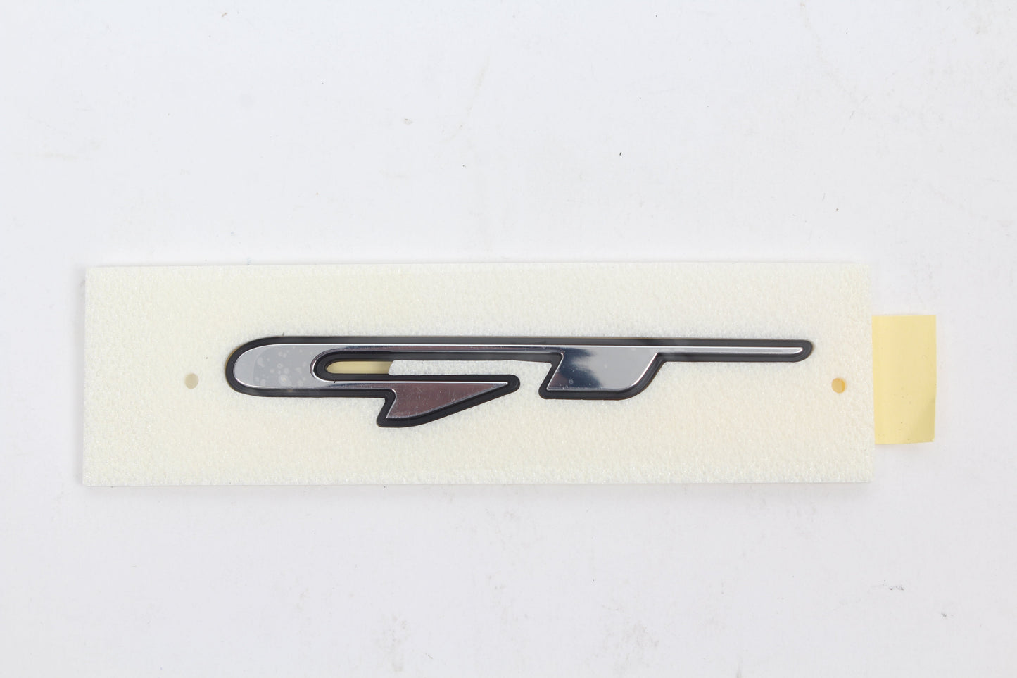 GENUINE REAR Trunk Lid Emblem for 2018 2019 2020 Kia Stinger 86314J5000