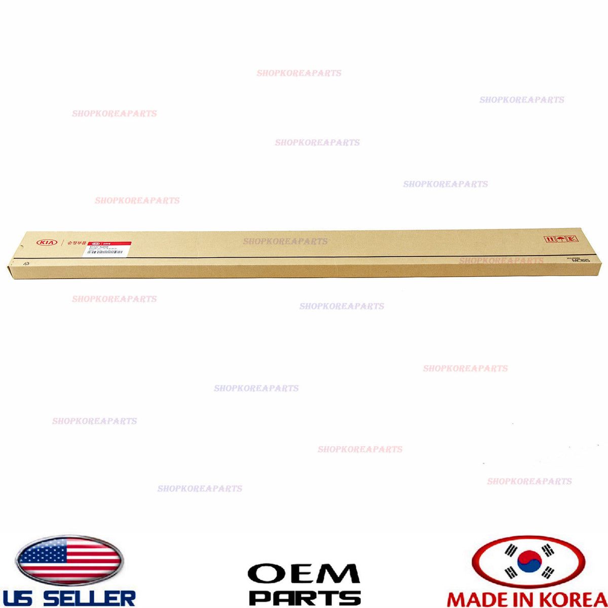 Genuine Front Door Body Side Molding Right Passenger Side OEM Kia Rio 2006-2009