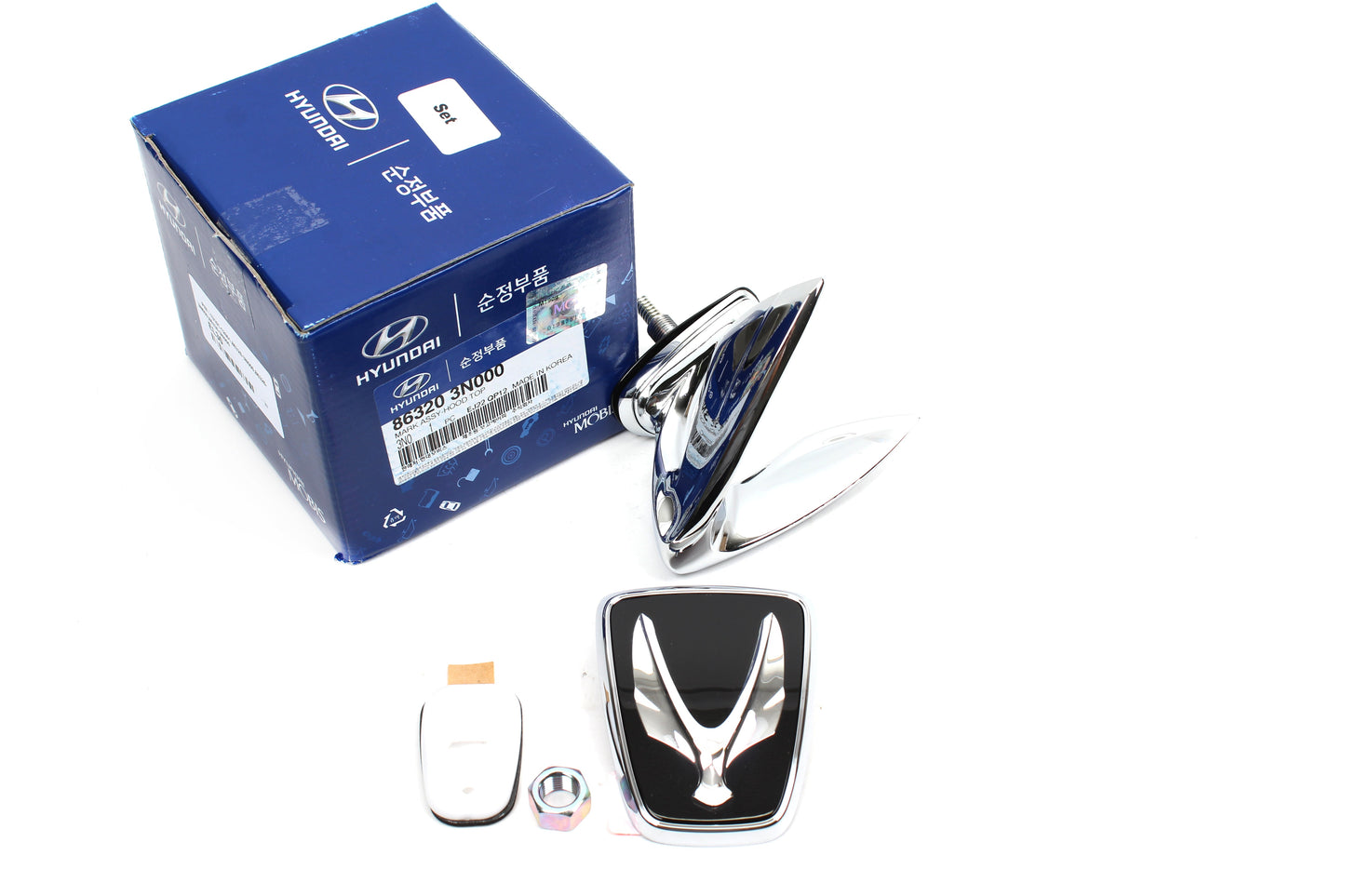 GENUINE Hood Ornament Wing Emblem for 11-2016 Hyundai Equus OEM 863203N000