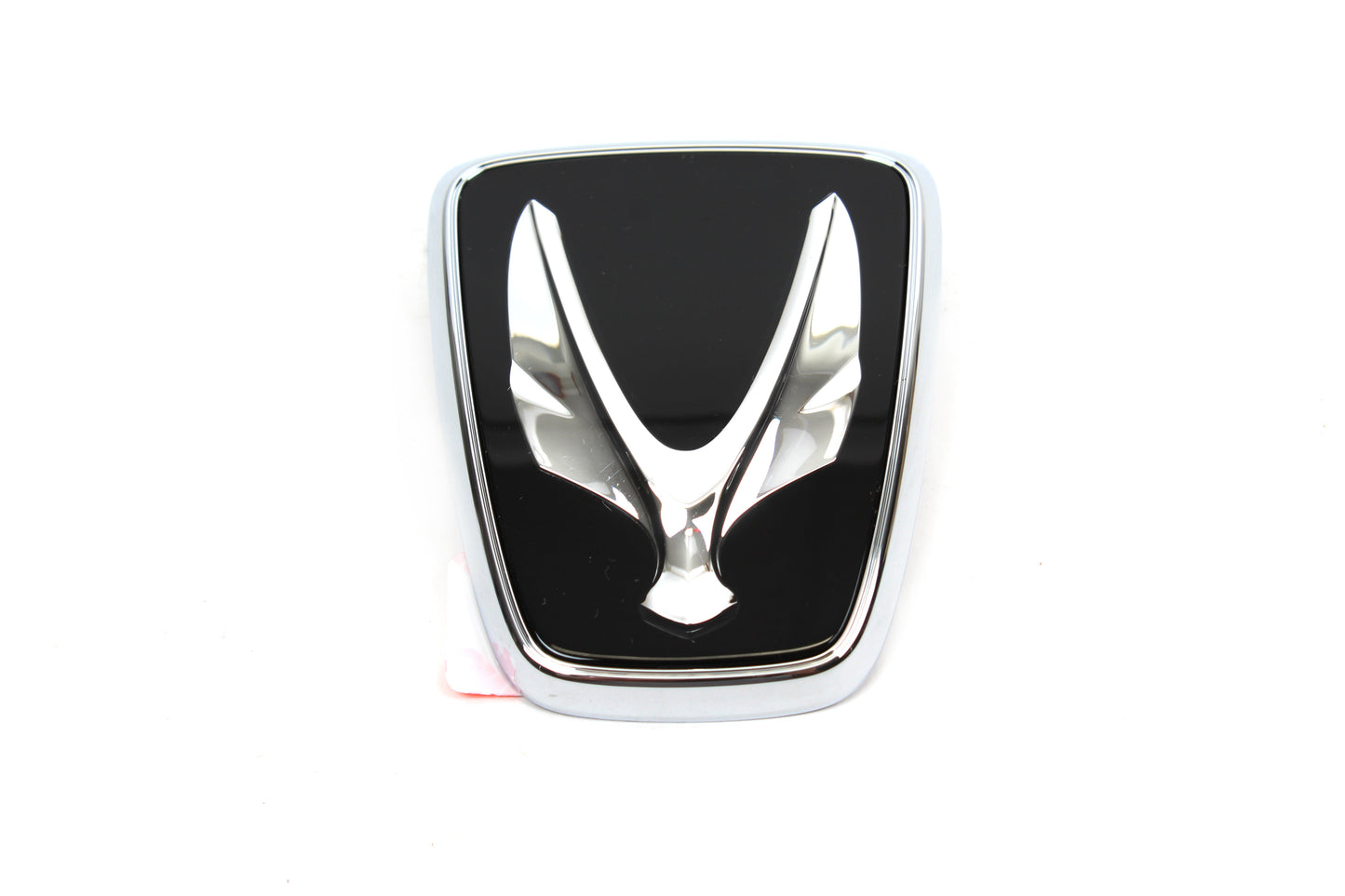 GENUINE Hood Ornament Wing Emblem for 11-2016 Hyundai Equus OEM 863203N000