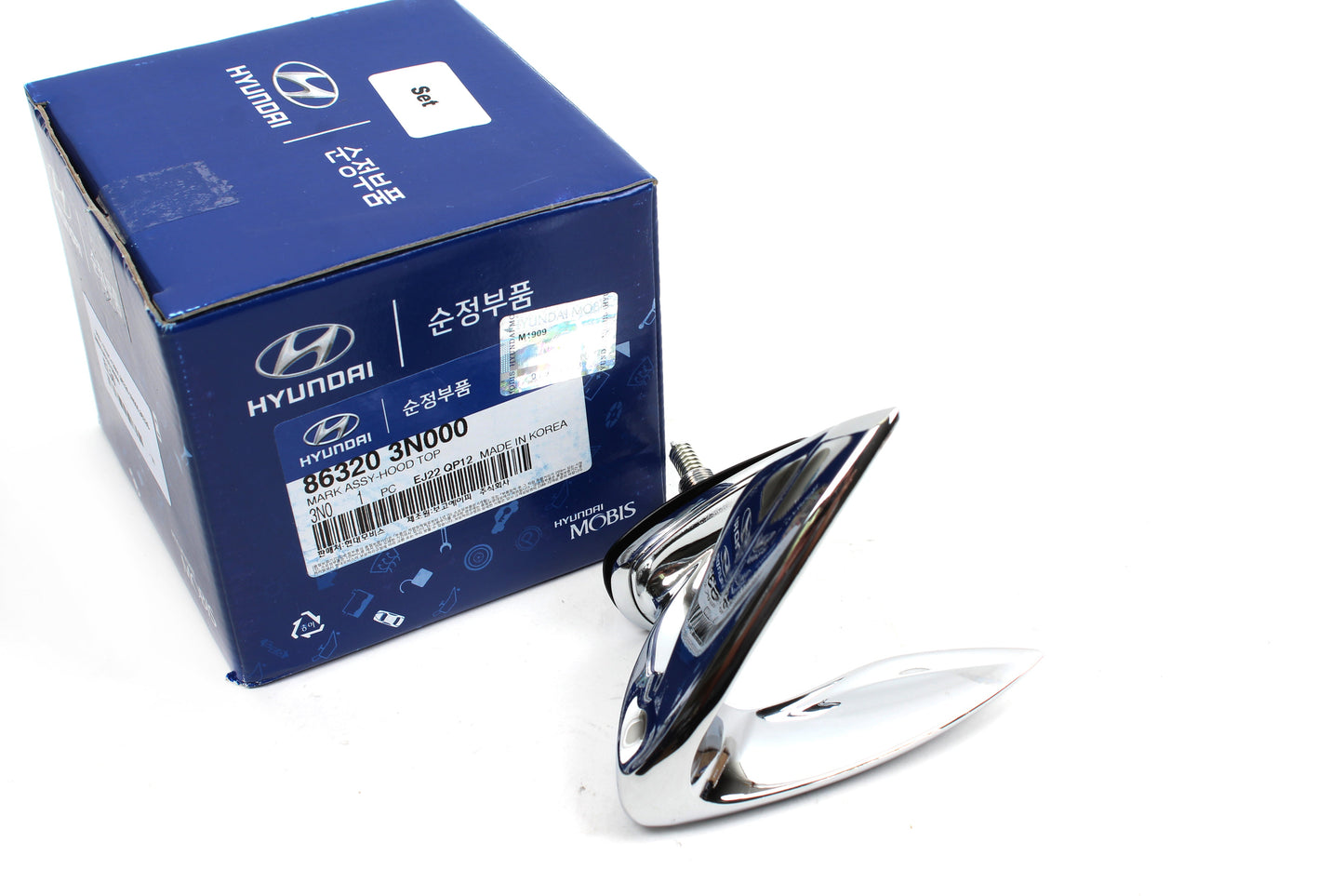 GENUINE Hood Ornament Wing Emblem for 11-2016 Hyundai Equus OEM 863203N000