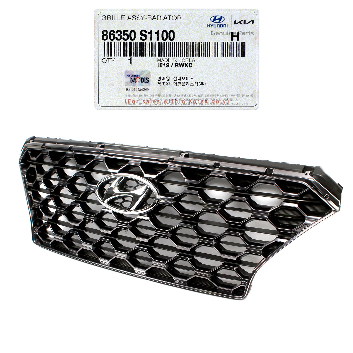 GENUINE Radiator Grille BLACK W/O Camera for 19-20 Hyundai Santa Fe 86350S1100